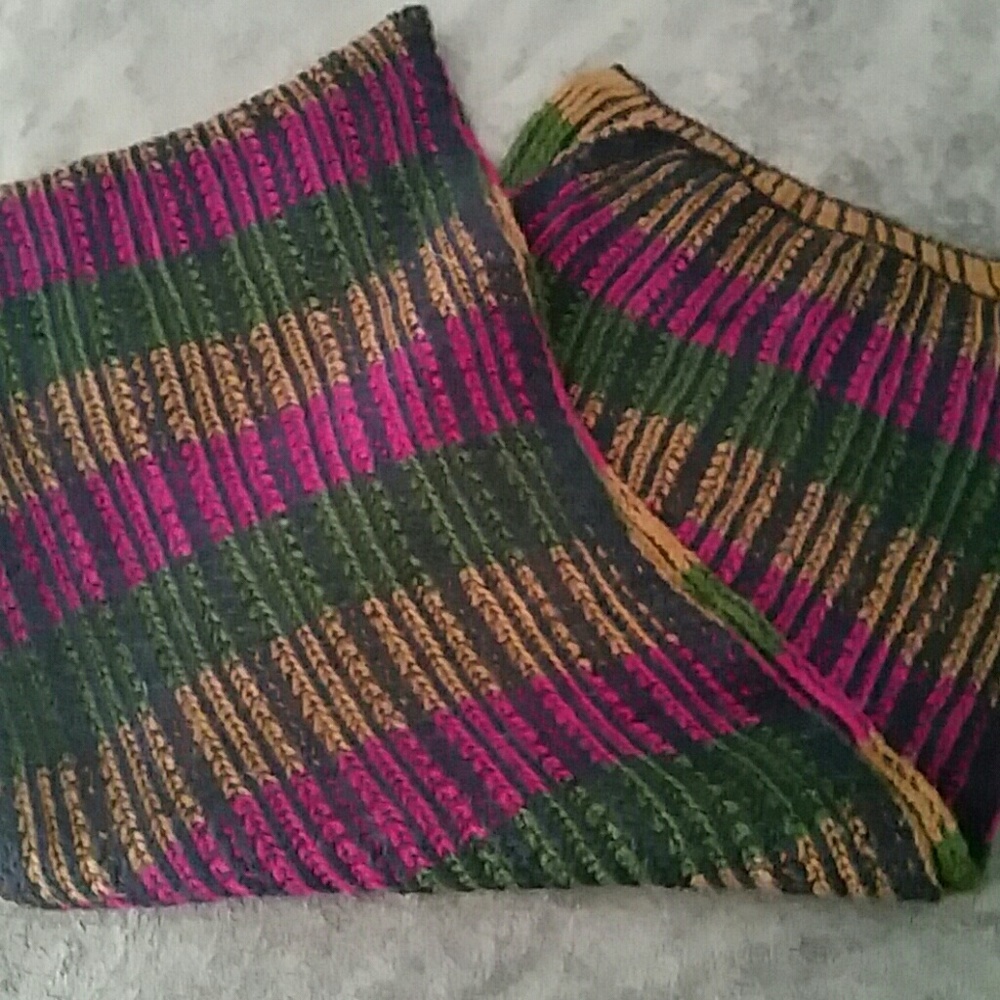 Scarf - Picture 4 of 4